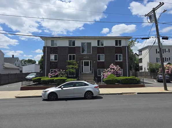 70 Mudge St #19, Lynn, MA 01902