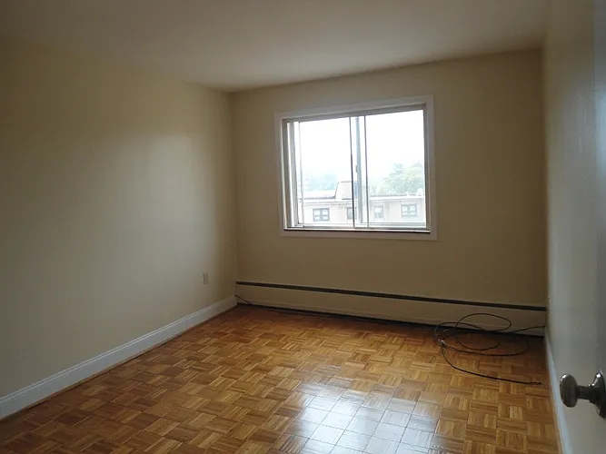 267 Linwood Ave #1D — Photo 7
