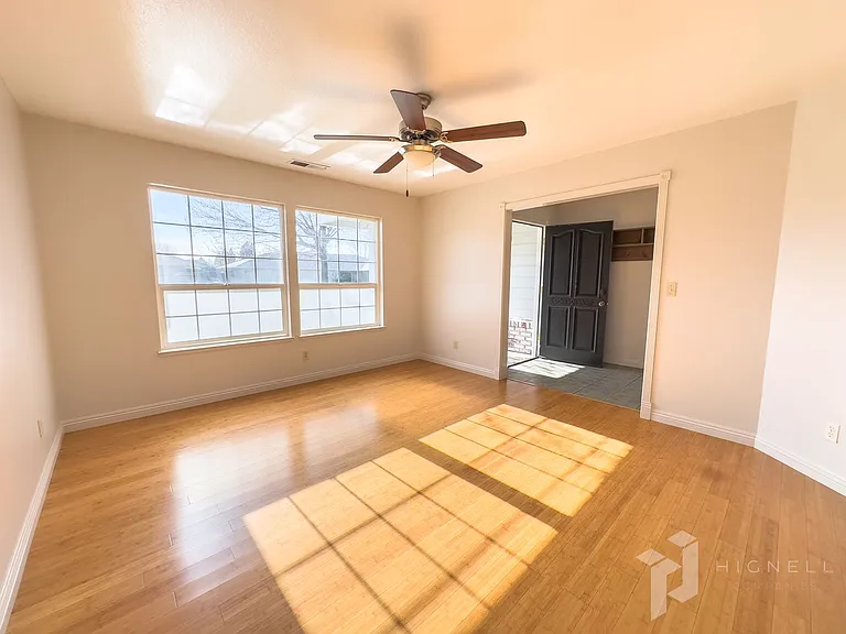 3222 Calistoga Dr — Photo 6