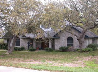1416 Country Ridge Dr, New Braunfels, TX 78132