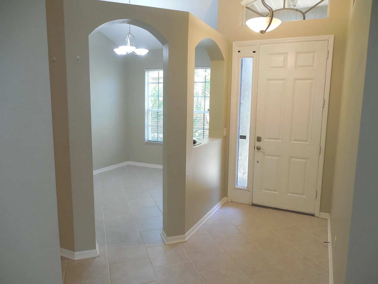 2 bed, 1275 sqft, $2,400 — Photo 4