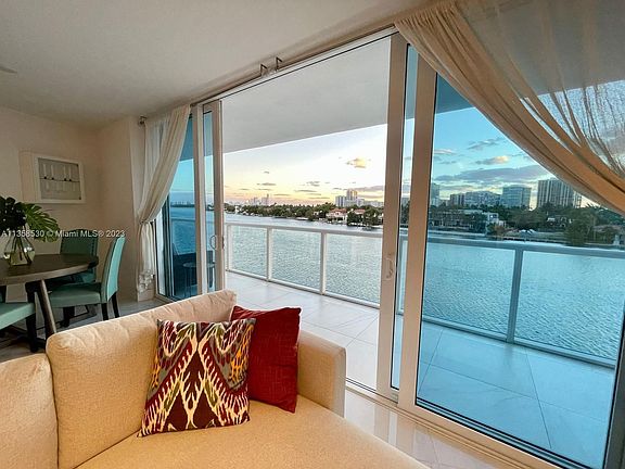 3rd image of 9821 E Bay Harbor Dr APT 505