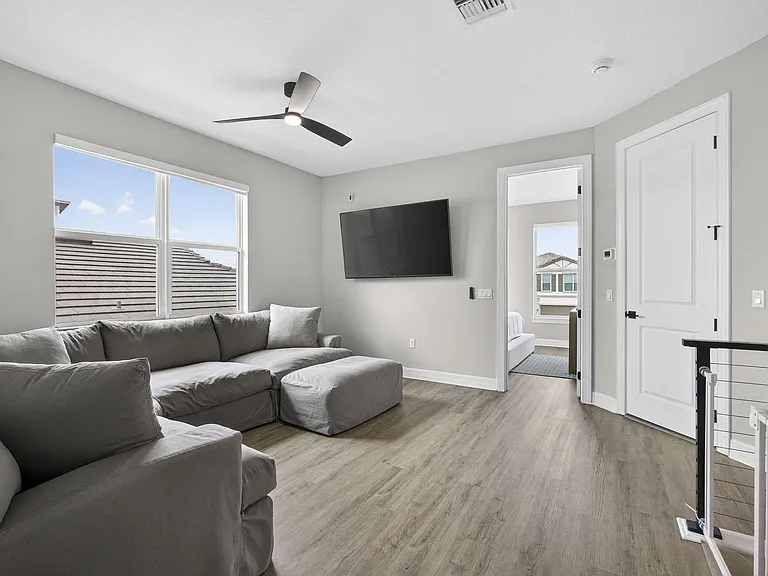 12534 Triumph Ln — Photo 22