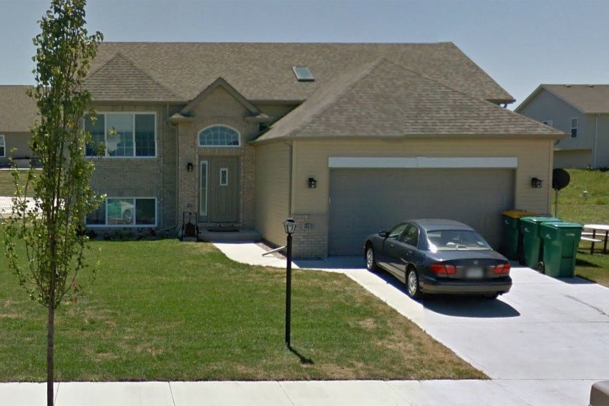 1st image of 3713 W 69th Pl
