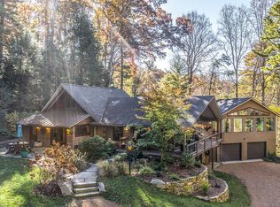 15 Oak Hill Ln, Fairview, NC 28730