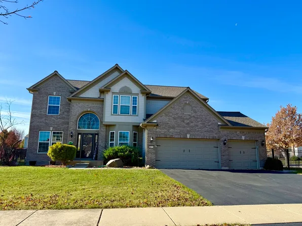 2361 Emerald Ln, Yorkville, IL 60560