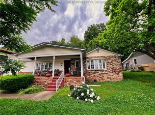 727 1st Ave S, Nitro, WV 25143