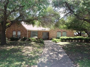 4813 S Dr W, Fort Worth, TX 76132