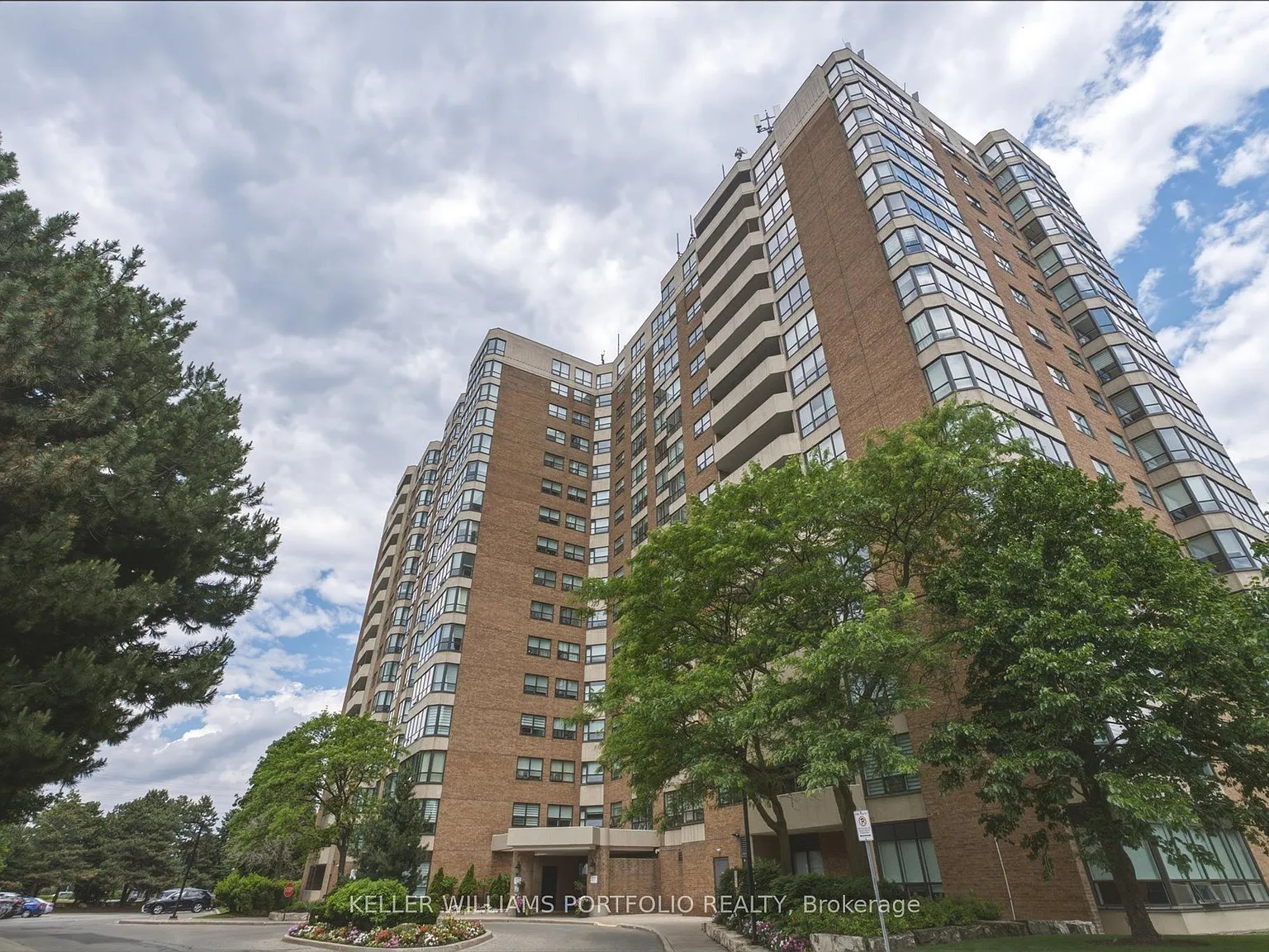 2 bed, $3,200 — Photo 3