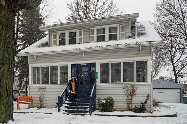 1st image of 302 Prospect Ave