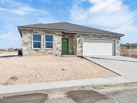 3rd image of 1127 W Cantu Rd