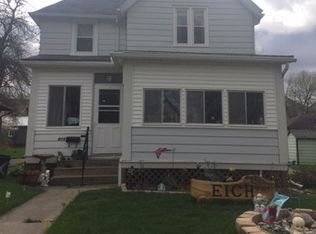 815 S Ottawa Ave, Dixon, IL 61021