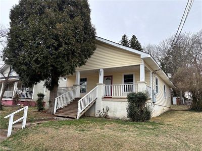 808 Efird St, Winston Salem, NC, 27105
