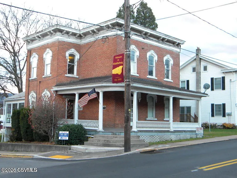203 W Market St — Photo 1