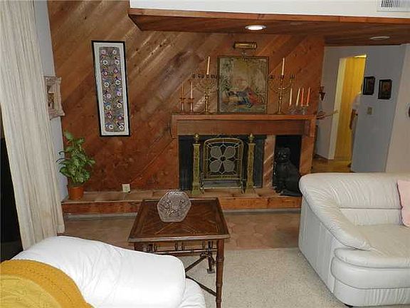 Home For Sale In Indian Spring