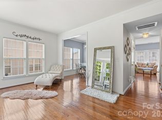 9775 Mallard Glen Dr, Charlotte, NC 28262