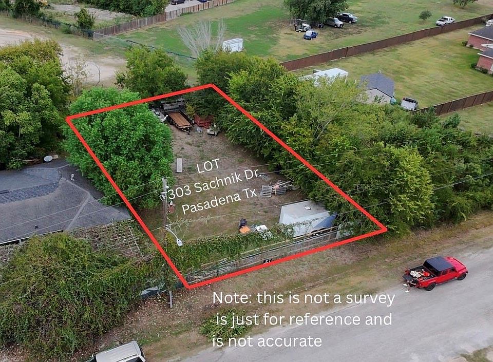 1st image of 303 Sachnik Dr