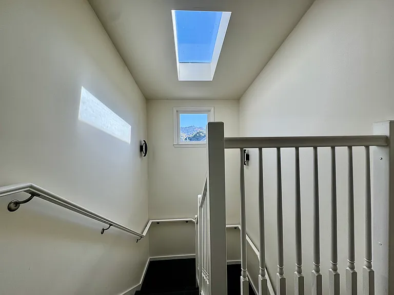 2211 Haste St — Photo 30