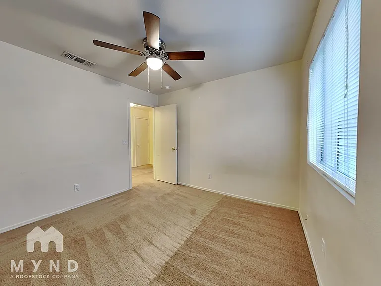 5035 W Ponderosa Ln — Photo 17