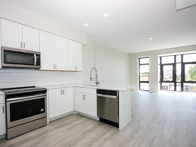 141 Newark Ave #5 — Photo 2