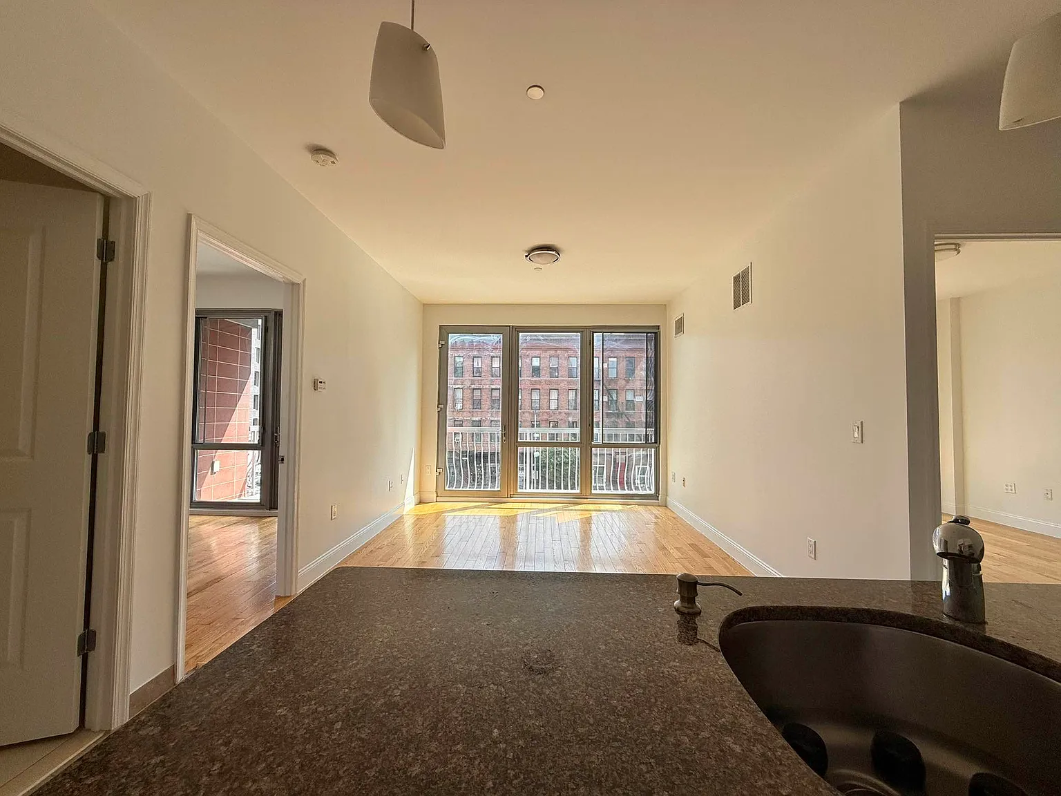 579 Warren Street — Photo 2