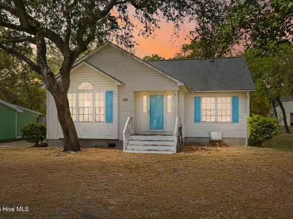 103 NE 5th Street, Oak Island, NC 28465