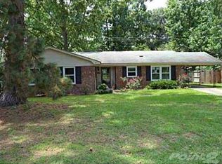 716 Glenbrook Rd, Savannah, GA 31419