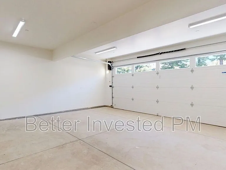1900 Lyon Ct — Photo 29