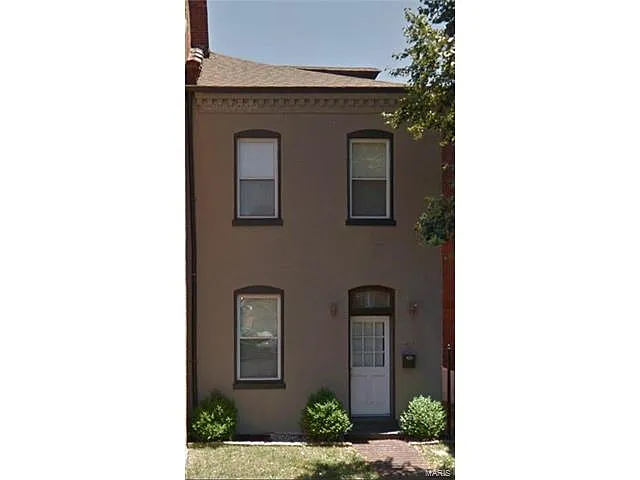 2420 McNair Ave photo 1
