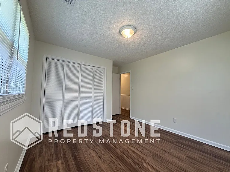 3138 Whitesell Dr #C — Photo 25