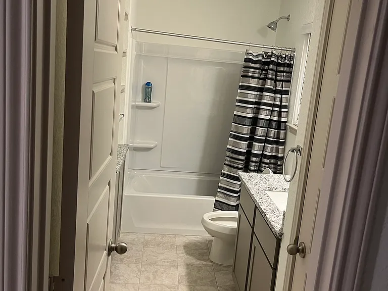 2077 Silver Oaks #1 — Photo 18