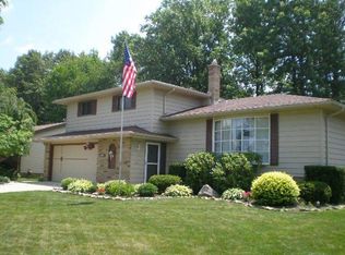 6809 Night Vista Dr, Parma, OH