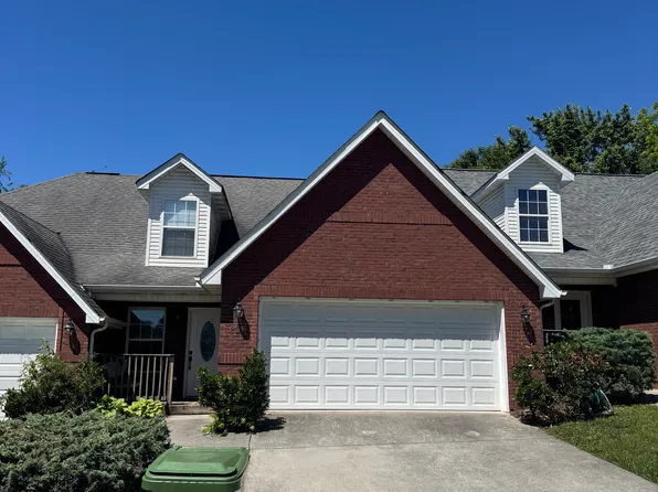 209 Covington Ln, Maryville, TN 37804