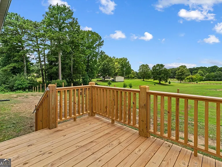 139 Kirby Young Rd SE — Photo 3