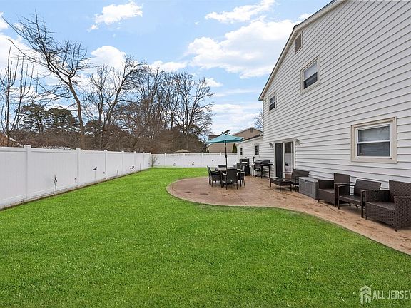 2nd image of 30 Arvin Rd