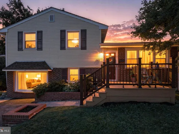 321 Summit Rd, Media, PA 19063