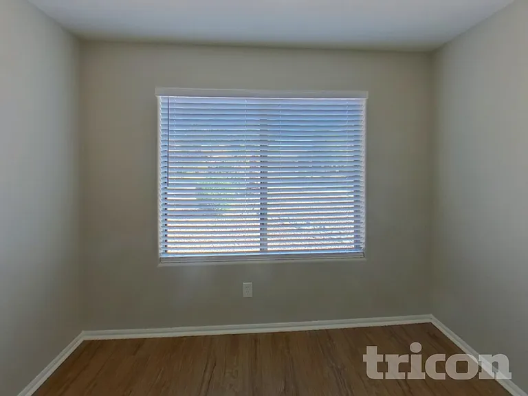 40907 W Robbins Dr — Photo 10