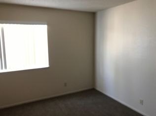 5917 Smoke Ranch Rd, Las Vegas, NV 89108