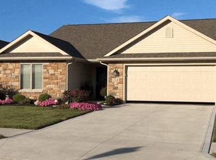 214 Crossbridge Pl, Fort Wayne, IN 46825