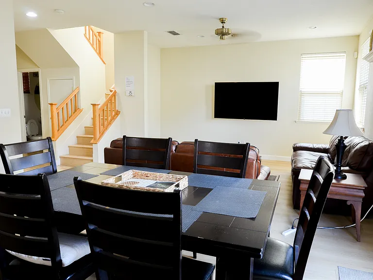 4922 Kokomo Dr — Photo 5