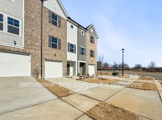 1927 Fishamble St, Fuquay Varina, NC 27526