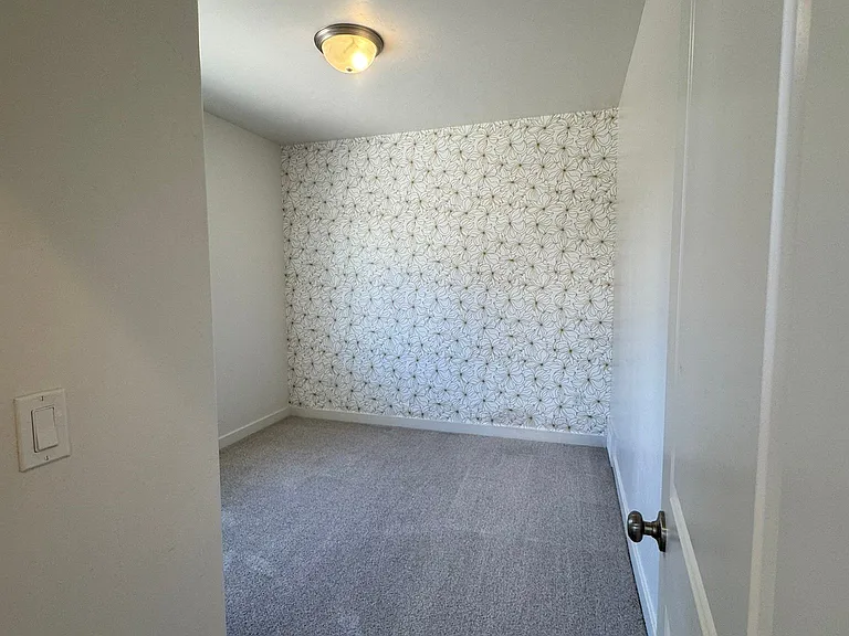 776 W Bronze Leaf Rd — Photo 4