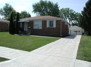 11251 Ronald Dr, Parma, OH