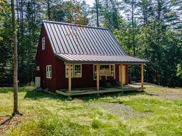 50 Ledge Hill Road, Pittston, ME 04345