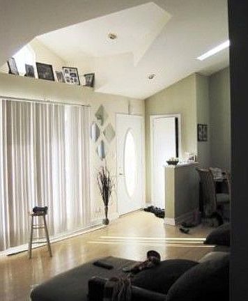 4th image of 3936 Jerome Ave