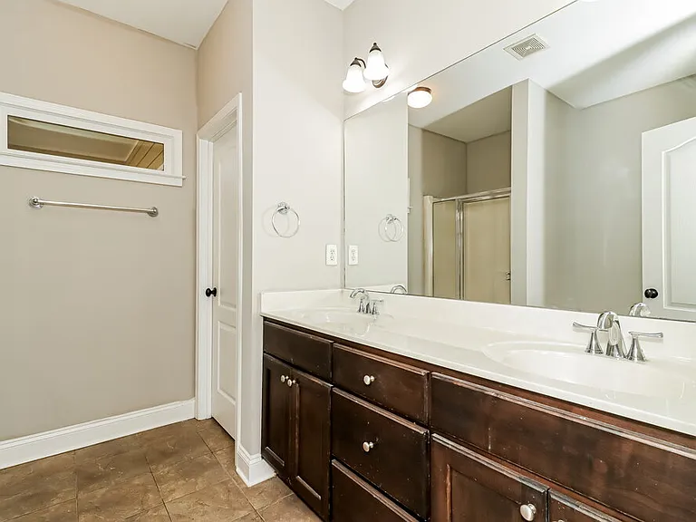 49 Celtic Ct — Photo 13