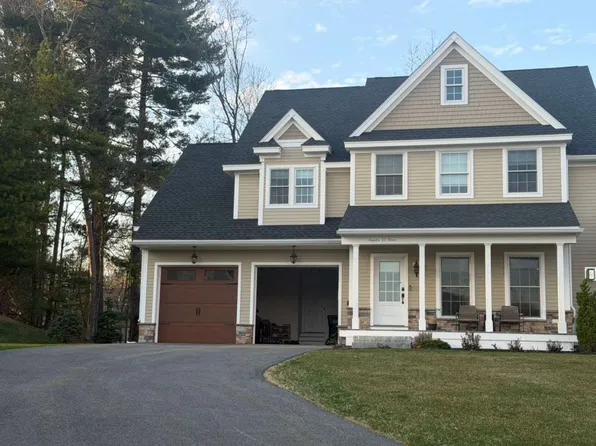 31 Taylor Cove Dr #31, Andover, MA 01810