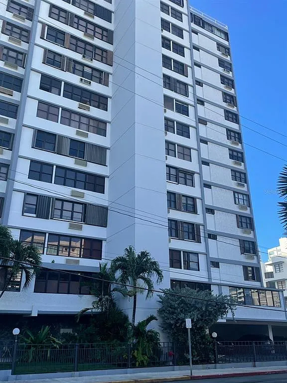 3 bed, 2.0 bath, 1400 sqft, $4,500 — Photo 1