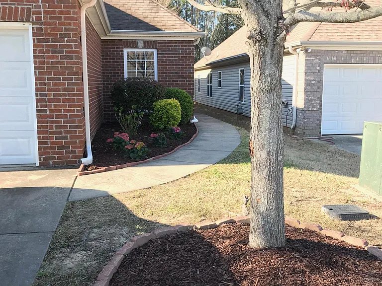 134 Highview Cv — Photo 1