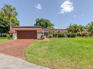 6301 Ironwood Cir, Tamarac, FL 33319